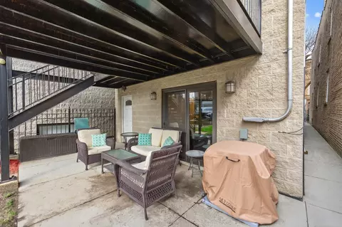 Exterior - 1502 N Artesian Ave #1, Chicago, IL 60622 photo 7 of 9