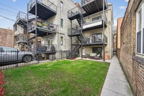 Exterior - 1502 N Artesian Ave #1, Chicago, IL 60622 photo 8 of 9