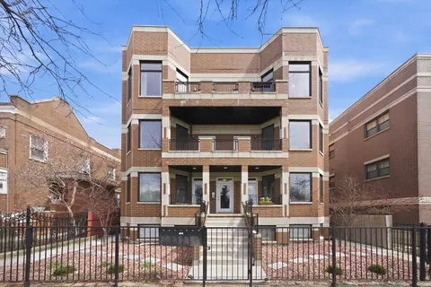 1739 N Humboldt Blvd #3S, Chicago, IL 60647