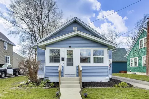 534 N May St, Aurora, IL 60506