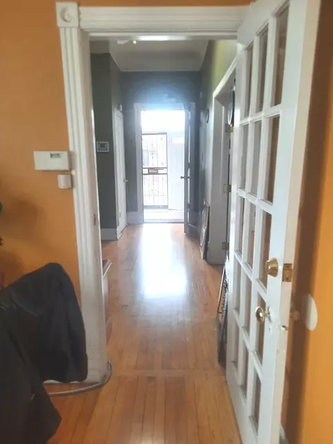 Entry Way - 2665 E 77th St, Chicago, IL 60649 photo 8 of 8