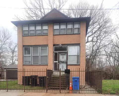 2665 E 77th St, Chicago, IL 60649