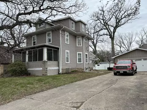 1587 34th Ave, Moline, IL 61265