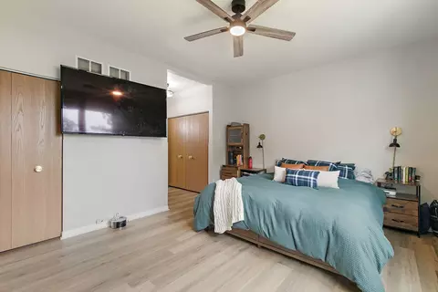 Bedroom - 100 S Constitution Dr, Aurora, IL 60506 photo 1 of 2