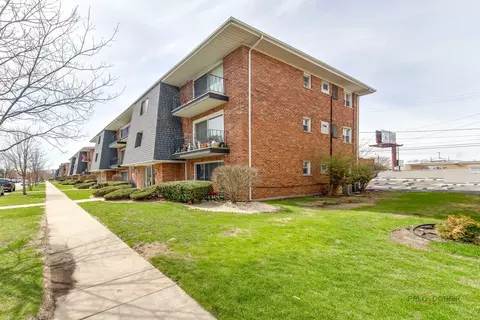 10936 S Keating Ave #1A, Oak Lawn, IL 60453