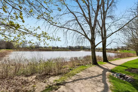 View/Area - 2805 Falling Waters Dr, Lindenhurst, IL 60046 photo 1 of 1