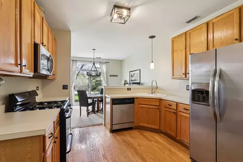 Kitchen - 2805 Falling Waters Dr, Lindenhurst, IL 60046 photo 1 of 1