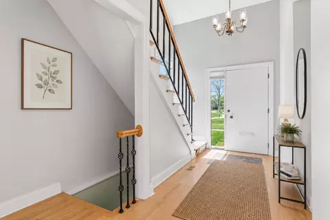 Entry Way - 32 Kyle Ct #32, Willowbrook, IL 60527 photo 1 of 1