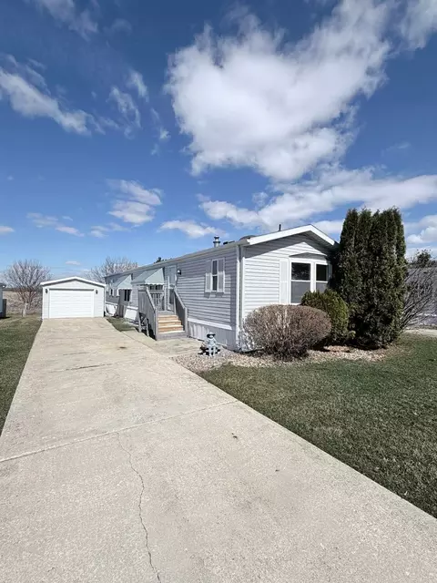 Undisclosed, Beecher, IL 60401