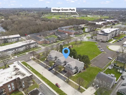 View/Area - 1728 Pershing Ave #3, Wheaton, IL 60189 photo 4 of 6