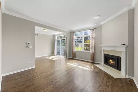 Living - 1728 Pershing Ave #3, Wheaton, IL 60189 photo 1 of 4