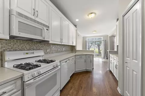 Kitchen - 1728 Pershing Ave #3, Wheaton, IL 60189 photo 1 of 3