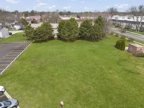 Exterior - 1728 Pershing Ave #3, Wheaton, IL 60189 photo 4 of 4