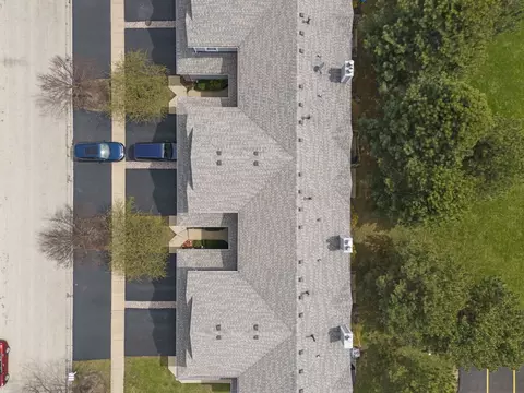 View/Area - 1728 Pershing Ave #3, Wheaton, IL 60189 photo 3 of 6