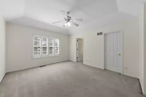 Bedroom - 1728 Pershing Ave #3, Wheaton, IL 60189 photo 1 of 3