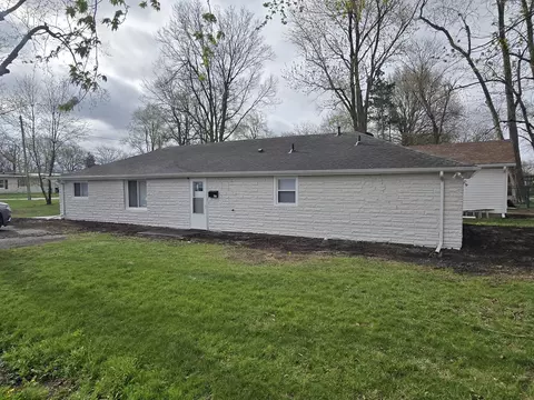 720 E Marion St, Clinton, IL 61727