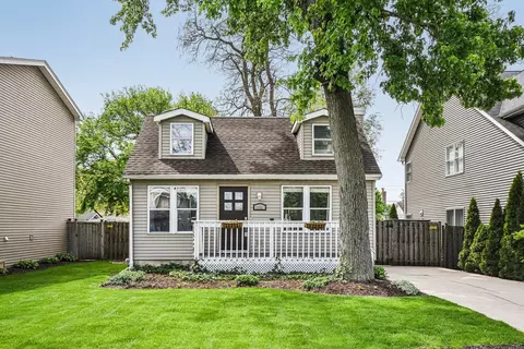 1031 Adelia St, Downers Grove, IL 60516