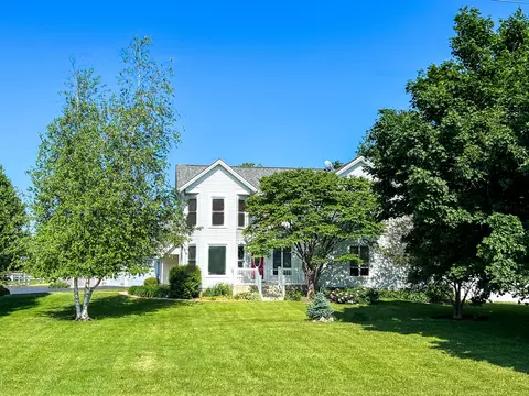 16205 University Rd, Malta, IL 60150
