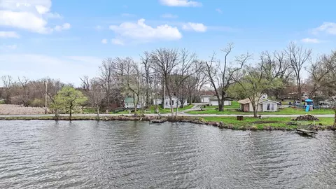View/Area - 3221 E Lake Paradise Rd, Mattoon, IL 61938 photo 7 of 7