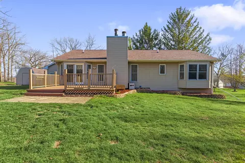 Exterior - 211 12 E Forest St, Marengo, IL 60152 photo 2 of 5