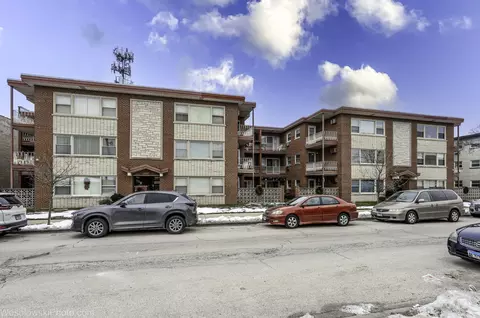 3023 Paris Ave #205, River Grove, IL 60171