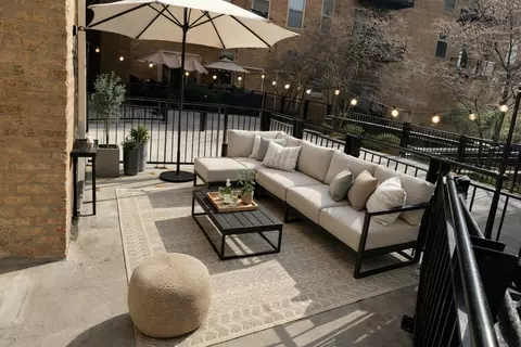 Exterior - 420 S Clinton St #110A, Chicago, IL 60607 photo 1 of 3