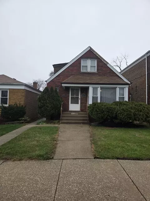 7925 S Richmond St, Chicago, IL 60652