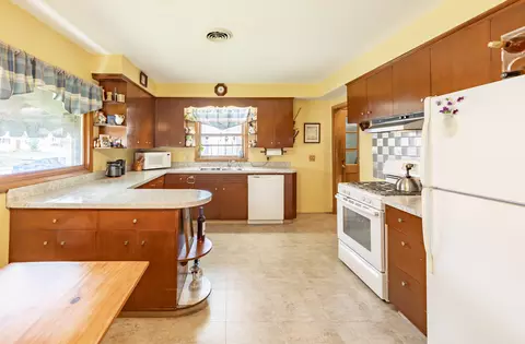Kitchen - 63 S Union St, Elgin, IL 60123 photo 1 of 3