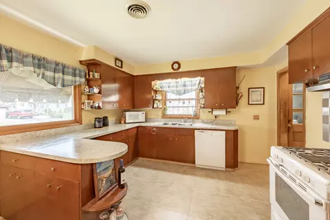 Kitchen - 63 S Union St, Elgin, IL 60123 photo 2 of 3