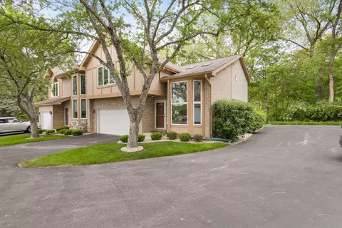 9045 Archer Ave, Willow Springs, IL 60480