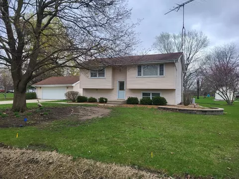 1785 Vista Dr, Wilmington, IL 60481