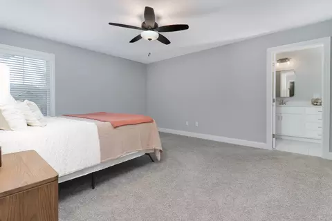 Bedroom - 9 Brookstone Cir, Bloomington, IL 61704 photo 2 of 8