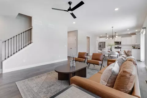 Living - 9 Brookstone Cir, Bloomington, IL 61704 photo 5 of 5