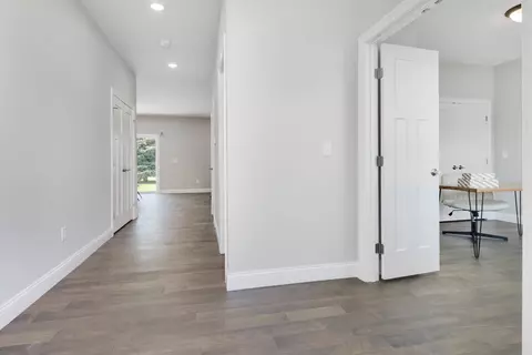 Entry Way - 9 Brookstone Cir, Bloomington, IL 61704 photo 1 of 5