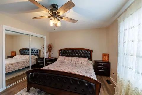 Bedroom - 25037 Brett St, Plainfield, IL 60544 photo 2 of 6