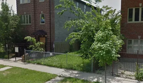 2817 W Flournoy St, Chicago, IL 60612
