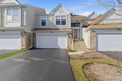 1102 Delta Dr #1102, Elgin, IL 60123