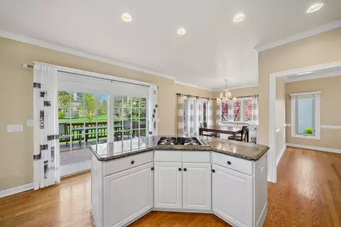 Kitchen - 2360 Sutton Ln, Aurora, IL 60502 photo 2 of 4