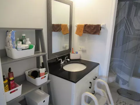 Bath - 2814 Stonebridge Dr, Plainfield, IL 60586 photo 3 of 4