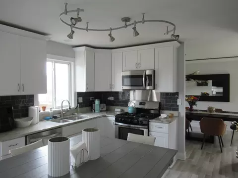 Kitchen - 2814 Stonebridge Dr, Plainfield, IL 60586 photo 1 of 2