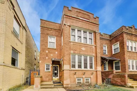 5814 N Campbell Ave, Chicago, IL 60659