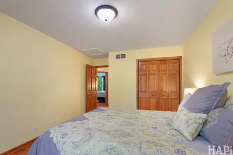 Bedroom - 10 N775 Muirhead Rd, Elgin, IL 60124 photo 4 of 6