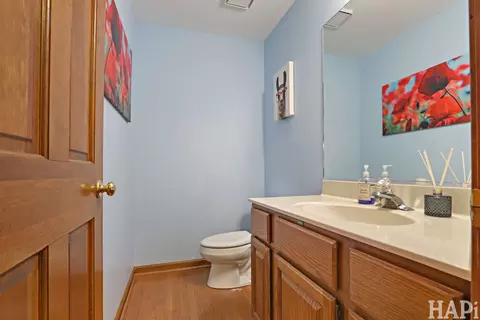 Bath - 10 N775 Muirhead Rd, Elgin, IL 60124 photo 1 of 5