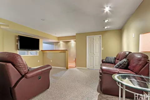 Living - 10 N775 Muirhead Rd, Elgin, IL 60124 photo 5 of 6