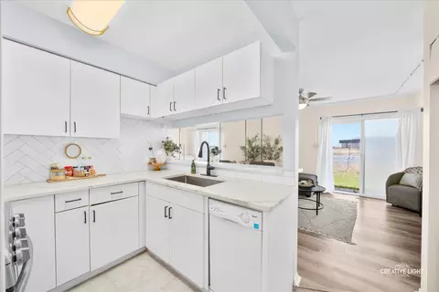 Kitchen - 2437 Devonshire Ct, Aurora, IL 60502 photo 1 of 3