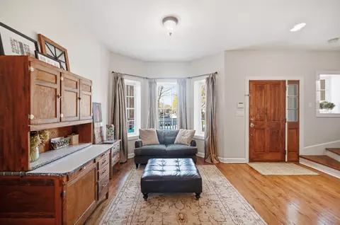 Entry Way - Undisclosed, Chicago, IL 60618 photo 1 of 3