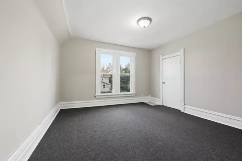 Bedroom - 835 Oak St, Elgin, IL 60123 photo 11 of 11