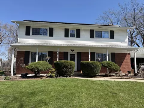 6721 Armstrong Ct, Woodridge, IL 60517