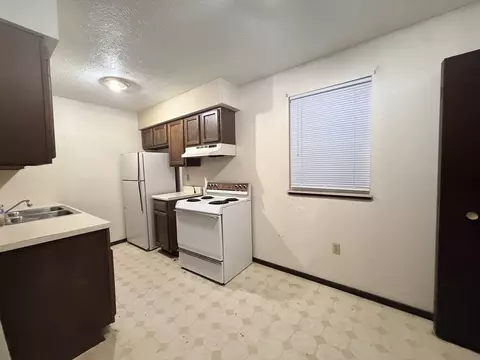 Kitchen - 916 S 10th St, Herrin, IL 62948 photo 3 of 3