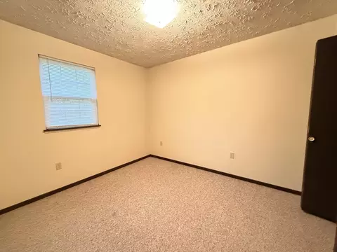 Bedroom - 916 S 10th St, Herrin, IL 62948 photo 2 of 9